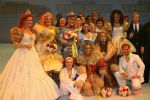 Utrecht, 9 September 2006
Beatrixhal. Permiere musical THE WIZ
De Cast met o.a.Nurlaila Karim, Danny de Munk, Jerrel Houtsnee, Danny Yanga, Jeroen Phaff, Mathilde Santing, Marjolijn Touw, Sophia Wezer, Charly Luske, Peter Rijnbeek, Jamai Loman