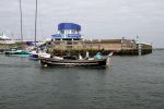 Ijmuiden, 6 September 2006
Cor Bakker in zijn sloep tijdens de Hiswa te water 2006