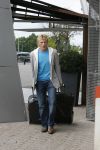 Eindhoven, 4 September 2006
Philips Stadion, bijeenkomst eerste training Nederlands elftal voor de wedstrijd tegen Wit Rusland.
Dirk Kuyt bij aankomst