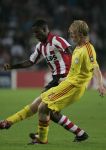 Eindhoven, 12 September 2006 PSV-FC Liverpool. 1e wedstrijd in de Champions League Seizoen 2006/2007 eindstand 0-0
Dirk Kuyt in zijn eerste CL wedstrijd voor FC Liverpool in duel met Edison Mendez