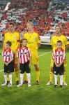 Eindhoven, 12 September 2006 PSV-FC Liverpool. 1e wedstrijd in de Champions League Seizoen 2006/2007 eindstand 0-0
Dirk Kuyt in zijn eerste CL wedstrijd voor FC Liverpool met links van hem aanvoerder Jamie Carragher en rechts Boudewijn Zenden