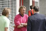 Eindhoven, 4 September 2006
Philips Stadion, bijeenkomst eerste training Nederlands elftal voor de wedstrijd tegen Wit Rusland.
Hans Kraaij Jr. die op dit moment moeilijke tijden door maakt met zijn vriendin hier in gesprek met Marco v Basten en Rob Witschge
