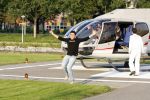 Sneek 14 september 2006
Jan Smit gaat met helicopter heel nederland af om zijn nieuwe cd te promoten.