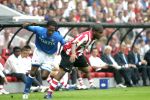 Eindhoven, 17 September 2006
Kompetitiewedstrijd PSV-Feyenoord, eindstand 2-1
Jefferson Farfan in duel met Serginho Greene.