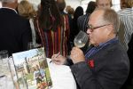 Hilversum 29 augustus 2006
Presentatie kookboek Rick Felderhof.
Joop Braakhekke met wijn