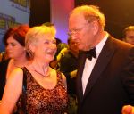 Utrecht, 9 September 2006
Beatrixhal. Permiere musical THE WIZ
Joop v d ende met minister Maria v d Hoeven