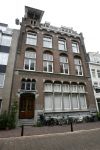 Amsterdam 5 september 2006
Appartement Martijn Krabbe te koop.