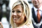 Den Haag 18 mei 2006
Maxima ontvangt boek Voor een beter  Nederland .
