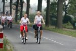 Den Bosch 17 september 2006
Fietsen voor Pink Ribbon met Leontien Zijlaard v Moorsel.
Anouk Smulders en Nada v Nie