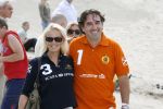 Noordwijk 26 augustus 2006
Polo op het strand van Noordijk.
Nick Kouwenhoven met Mandy Huydts.