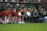 Eindhoven, 12 September 2006 PSV-FC Liverpool. 1e wedstrijd in de Champions League Seizoen 2006/2007 eindstand 0-0
Op de spelersbank bij PSV voor de eerste maal Patrick Kluivert, verder nog Eric Addo, Mika Vayrynen, Oscar moens, Tjaarda Weber, Mart v d Heuvel, Tonny Bruins Slot, Jan Wouters en |Ronald Koeman.