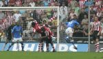 Eindhoven, 17 September 2006
Kompetitiewedstrijd PSV-Feyenoord, eindstand 2-1
Patrick Kluivert zijn eerste wedstrijd als invaller blesseert zijn ploeggenoot Jefferson Farfan