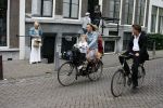 Amsterdam 2 september 2006
Tjeerd Oosterhuis en Edsilia Rombley trouwen in de Rode hoed.
Pieter Kuijpers met vrouw en kinderen