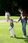 Apeldoorn, 9 September 2006
Fotosessie bij Kasteel 't Loo 
Prins Lucas voetballend met zijn mama Prinses Marilene