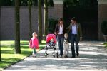 Apeldoorn, 9 September 2006
Fotosessie bij Kasteel 't Loo met Prins Maurits en Prinses Marilene met hun kinderen Prinses Anna, Prins Lucas en Prinses Felicia.