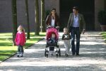 Apeldoorn, 9 September 2006
Fotosessie bij Kasteel 't Loo met Prins Maurits en Prinses Marilene met hun kinderen Prinses Anna, Prins Lucas en Prinses Felicia.