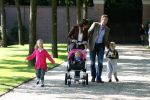 Apeldoorn, 9 September 2006
Fotosessie bij Kasteel 't Loo met Prins Maurits en Prinses Marilene met hun kinderen Prinses Anna, Prins Lucas en Prinses Felicia.