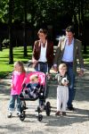 Apeldoorn, 9 September 2006
Fotosessie bij Kasteel 't Loo met Prins Maurits en Prinses Marilene met hun kinderen Prinses Anna, Prins Lucas en Prinses Felicia.