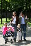 Apeldoorn, 9 September 2006
Fotosessie bij Kasteel 't Loo met Prins Maurits en Prinses Marilene met hun kinderen Prinses Anna, Prins Lucas en Prinses Felicia.