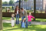 Apeldoorn, 9 September 2006
Fotosessie bij Kasteel 't Loo met Prins Maurits en Prinses Marilene met hun kinderen Prinses Anna, Prins Lucas en Prinses Felicia.