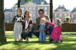 Apeldoorn, 9 September 2006
Fotosessie bij Kasteel 't Loo met Prins Maurits en Prinses Marilene met hun kinderen Prinses Anna, Prins Lucas en Prinses Felicia.