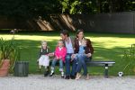 Apeldoorn, 9 September 2006
Fotosessie bij Kasteel 't Loo met Prins Maurits en Prinses Marilene met hun kinderen Prinses Anna, Prins Lucas en Prinses Felicia.