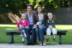 Apeldoorn, 9 September 2006
Fotosessie bij Kasteel 't Loo met Prins Maurits en Prinses Marilene met hun kinderen Prinses Anna, Prins Lucas en Prinses Felicia.