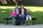 Apeldoorn, 9 September 2006
Fotosessie bij Kasteel 't Loo met Prins Maurits en Prinses Marilene met hun kinderen Prinses Anna, Prins Lucas en Prinses Felicia.