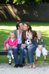 Apeldoorn, 9 September 2006
Fotosessie bij Kasteel 't Loo met Prins Maurits en Prinses Marilene met hun kinderen Prinses Anna, Prins Lucas en Prinses Felicia.