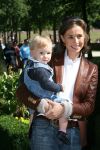 Apeldoorn, 9 September 2006
Fotosessie bij Kasteel 't Loo Prinses Marilene met haar dochter Prinses Felicia.