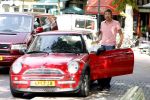 Amsterdam 14 september 2006
Ruud de Wild met de mini cooper van Kim Berkt (zijn side kick)