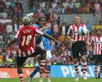 Eindhoven, 17 September 2006
Kompetitiewedstrijd PSV-Feyenoord, eindstand 2-1
Serginho Green in duel met Arouna Kone