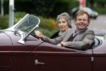 Laren 8 september 2007
Chris Luken met zijn moeder in zijnoldtimer cabrio , Auburn Boattrail uit 1935.