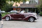 Laren 8 september 2007
Chris Luken met zijn moeder in zijnoldtimer cabrio , Auburn Boattrail uit 1935.