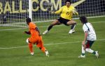 Amsterdam 8 september 2007
kwalificatieduel voor EK tussen Nederland en Bulgarije in de amsterdam arena. Nederland wint met 2-0. Clarence Seedorf raakt de paal