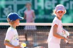 Muiderberg 7 september 2007
Alec en Emma Krajicek  spelen samen tennis bij de clubkampioenschappen. Papa Richard en de au pair kijken toe.