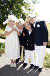 Laren/ Eemnes 29 augustus 2007
Willibrord Frequin en zijn Suzanne trouwen. Ze vertrekken vanaf thuis met koets naar de theetuin.Kinderen Guido Maas en Marijke Schaaphok