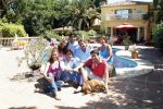 Cabopino 14 augustus 2007
Hans Kazan met zijn vrouw Wendy en zonen Renzo Oscar Steven en Mara bij hun huis in Spanje.