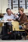 Amsterdam 18 augustus 2007
Huub Stapel met zijn vrouw Resie op terras.