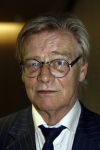 Hilversum 17 augustus 2007
Presentatie straatnamen Willem Duys Willem v Kooten en Mies Bouwman op het mediapark. Jack gadelaa