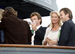 Amsterdam 30 augustus 2007
Eindfeest van Talpa op de supperclub boot. John de Mol Jr, Anouk Smulders en Winston Gerschtanowitz