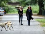 Huizen en Bussum 8 september 2007
Linda de Mol laat met vriendin de hond uit en gaat daarna winkelen.