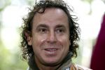 Drunen 22 augustus 2007
Marc Borsato wordt tot Baron van het Land v ooit geslagen. Marc op paard.