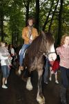 Drunen 22 augustus 2007
Marc Borsato wordt tot Baron van het Land v ooit geslagen. Marc op paard.