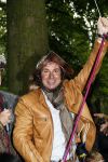 Drunen 22 augustus 2007
Marc Borsato wordt tot Baron van het Land v ooit geslagen. Marc op paard.