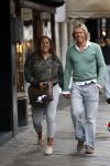 Amsterdam 1 september 2007
Patty Brard met haar verloofde Antoine op de pc hooftstraat in haar smart.
Peter Smulders bv
