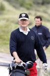 Zandvoort 18 augustus 2007
Pieter v Vollenhoven speelt mee met een charity wedstrijd van de klm open golf een week nadat bij hemin het ziekenhuis stuk huid verwijderd is.