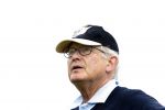 Zandvoort 18 augustus 2007
Pieter v Vollenhoven speelt mee met een charity wedstrijd van de klm open golf een week nadat bij hemin het ziekenhuis stuk huid verwijderd is.