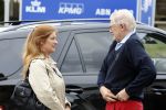 Zandvoort 18 augustus 2007
Pieter v Vollenhoven speelt mee met een charity wedstrijd van de klm open golf een week nadat bij hemin het ziekenhuis stuk huid verwijderd is. Met Story verslaggever Karin Riethoven