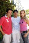 Cabopino 14 augustus 2007
Hans Kazan met zijn vrouw Wendy en zonen Renzo Oscar Steven en Mara bij hun huis in Spanje.